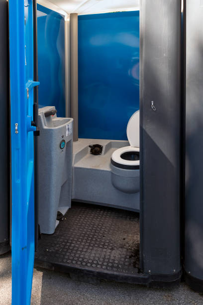 Portable Toilet Options We Offer in Onalaska, WI